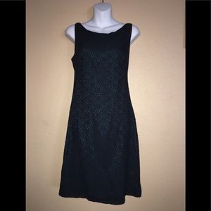 Tahari Women’s Sleeveless Lace Dress fully lined